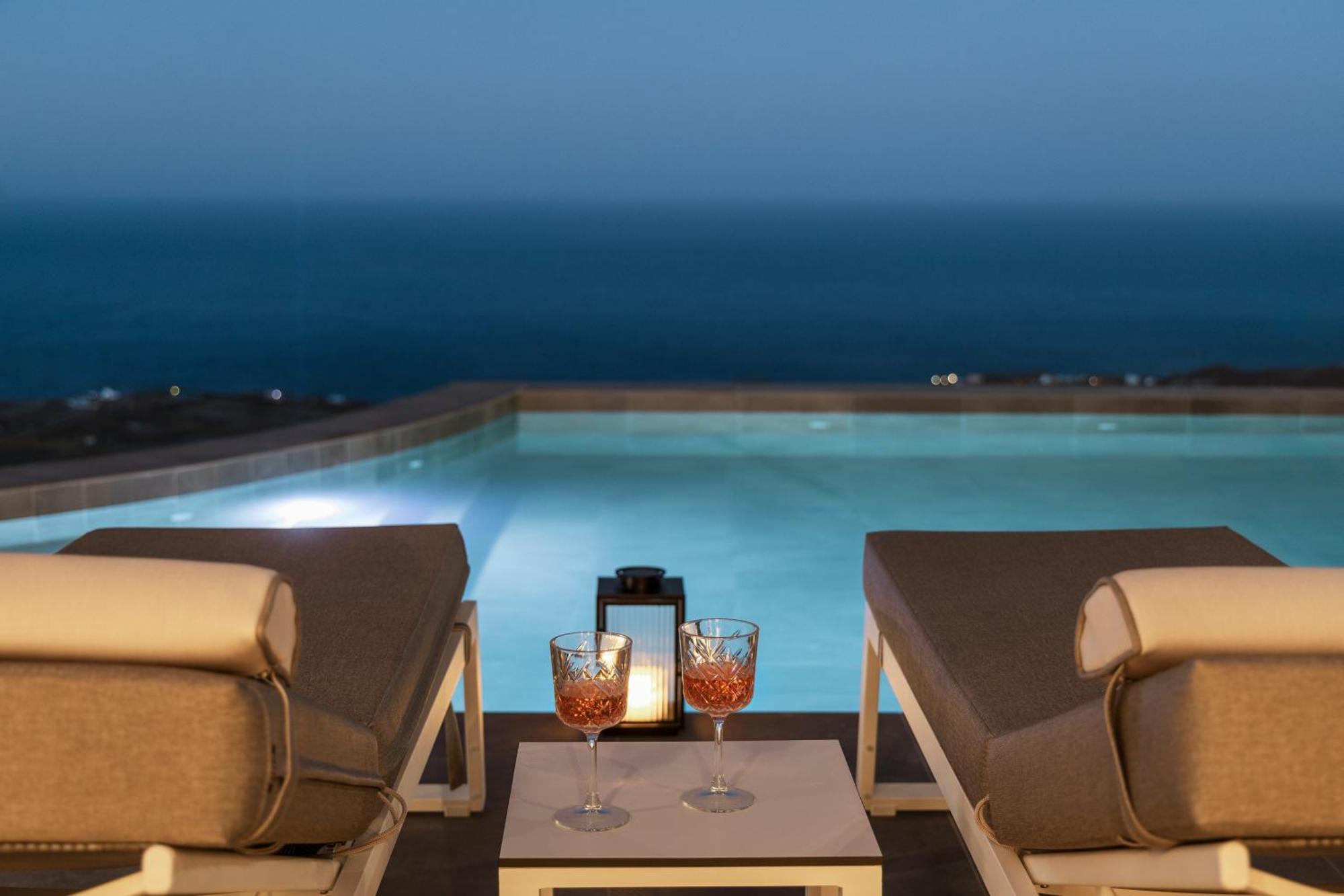 Almarossa Luxury Villas Vourvoúlos 外观 照片
